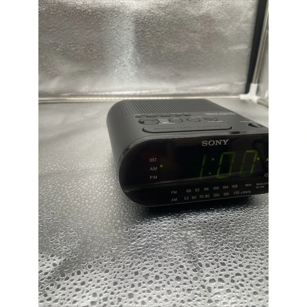 Sony Dream Machine AM/FM Radio LED Alarm Clock ICF-C218  - TESTED